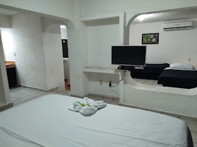Ikaro Suites Cancun